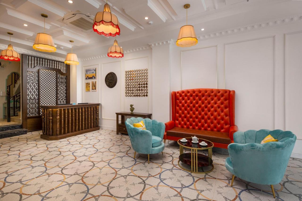 อดาลิน โฮเต็ล แอนด์ อพาร์ตเมนต์ Hotel ดานัง ภายนอก รูปภาพ
